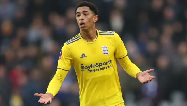 LPL春季赛今日首发名单 ：Xiaohu大战Maple