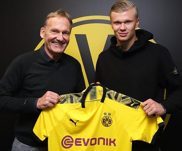 Global Esports 意外地在 VCT 2025：太平洋第二阶段的小组赛中击败了 Rex Regum Qeon