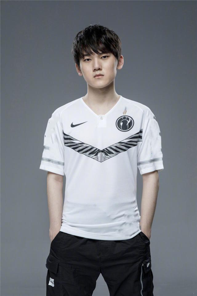 LCK选手合同：HLE五名选手11月份左右将全部成为自由人